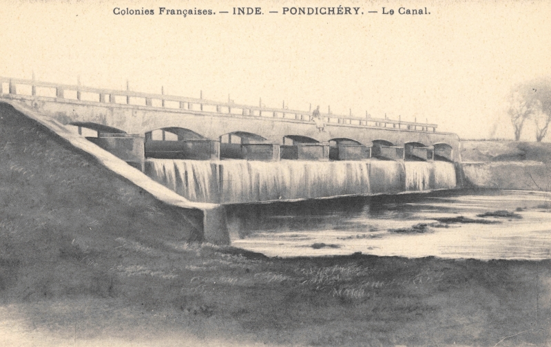12-10 - Pondichery - pont sur le canal